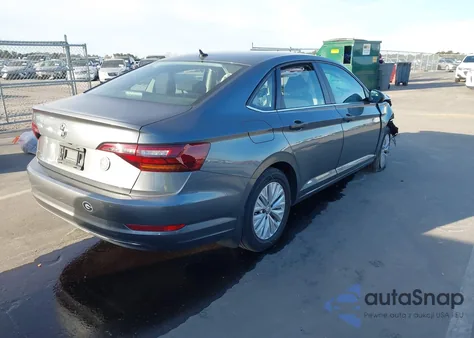 2019 Volkswagen Jetta 1.4T R-Line/1.4T S/1.4T Se z USA, uszkodzony, nr VIN 3VWC57BU7KM078506